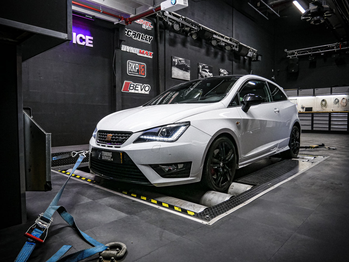 Stage 3 SEAT IBIZA 1.8 TSI is38 MANUAL TRANSMISSION